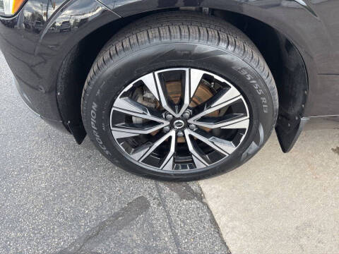 2023 Volvo XC60 B5 Plus Bright Theme