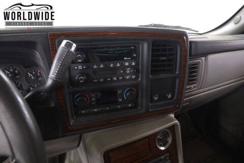 2003 Cadillac Escalade