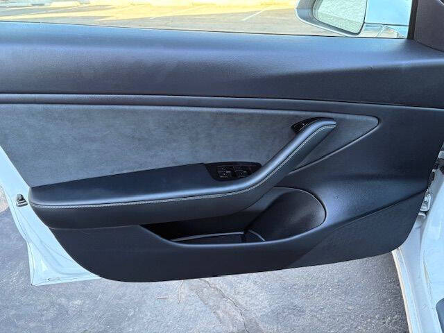 2019 Tesla Model 3 Performance