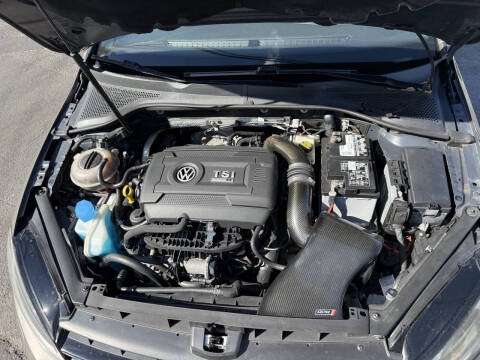 2016 Volkswagen Golf R 4Motion