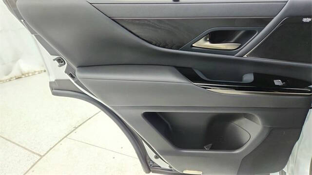 2023 Lexus LX 600 Luxury