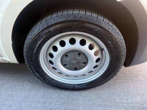 2016 Mercedes-Benz Metris