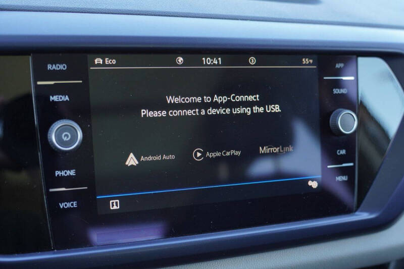 2022 Volkswagen Taos SE 4Motion