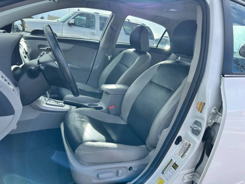 2013 Toyota Corolla LE Special Edition