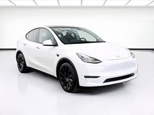 2023 Tesla Model Y Long Range