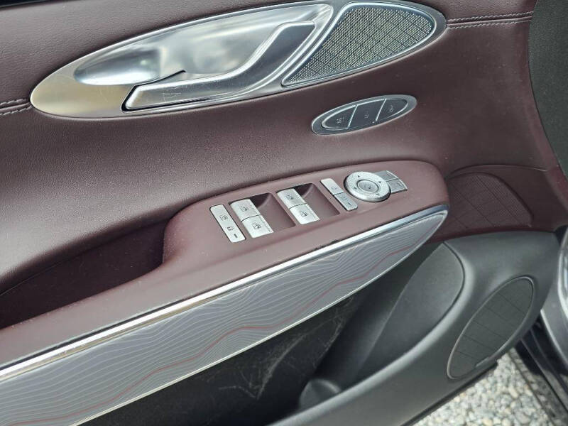 2023 Genesis GV70 2.5T Standard