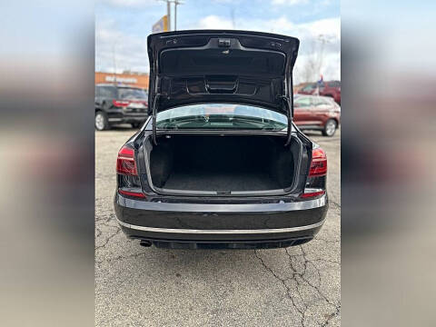 2018 Volkswagen Passat 2.0T R-Line
