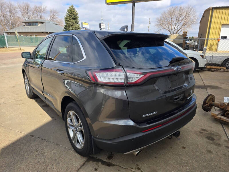 2016 Ford Edge Titanium