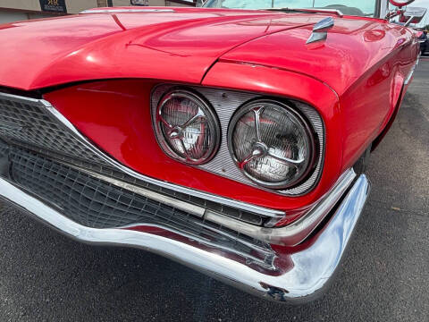 1966 Ford Thunderbird