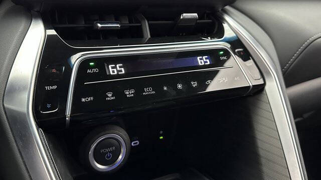 2023 Toyota Venza XLE