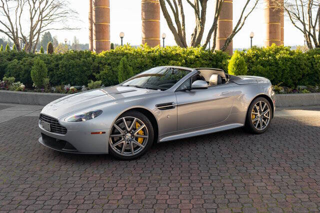 2015 Aston Martin V8 Vantage 9