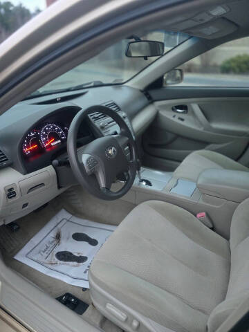 2010 Toyota Camry LE