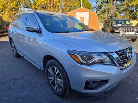 2020 Nissan Pathfinder SV