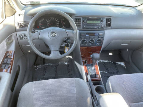 2006 Toyota Corolla LE