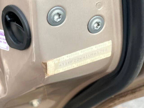 2001 Toyota Camry LE V6