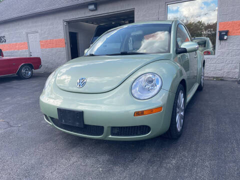 2008 Volkswagen New Beetle S