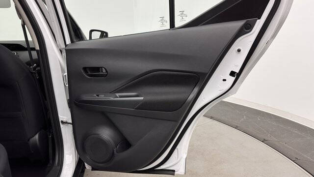 2022 Nissan Kicks S