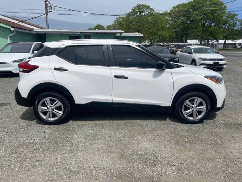 2020 Nissan Kicks S