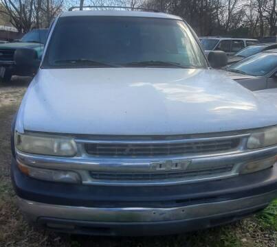 2000 Chevrolet Suburban for sale at Ody's Autos in Houston TX