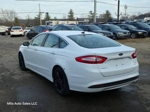 2014 Ford Fusion SE