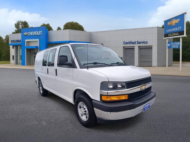 2022 Chevrolet Express 2500