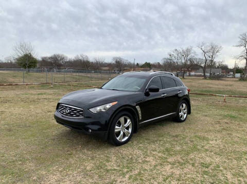 2009 Infiniti FX35 for sale at LA PULGA DE AUTOS in Dallas TX