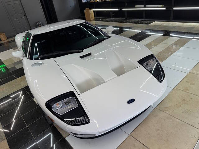 2005 Ford GT