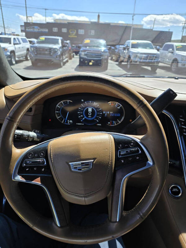 2017 Cadillac Escalade ESV Platinum