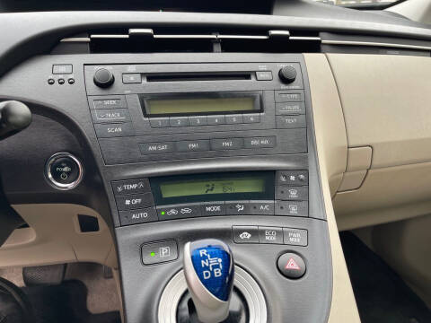 2010 Toyota Prius II