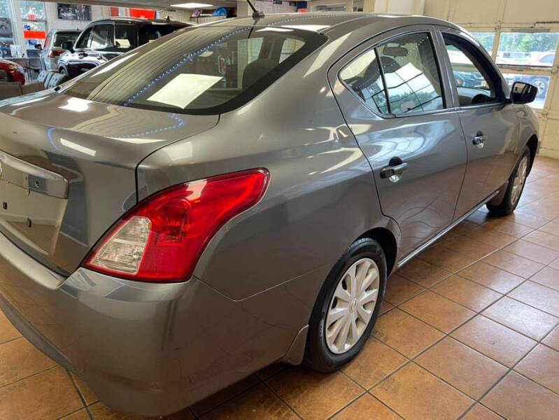 2016 Nissan Versa 1.6 S Plus