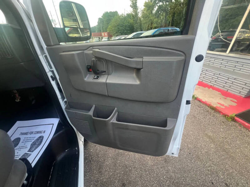 2017 Chevrolet Express 3500