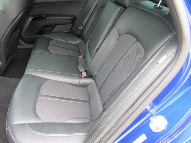 2023 Kia K5