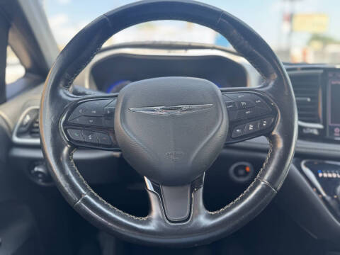 2021 Chrysler Pacifica Touring L