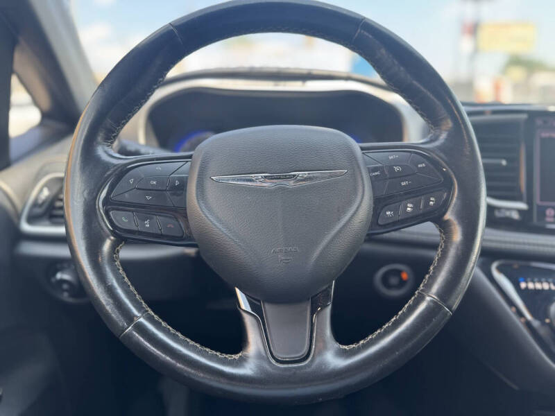 2021 Chrysler Pacifica Touring L