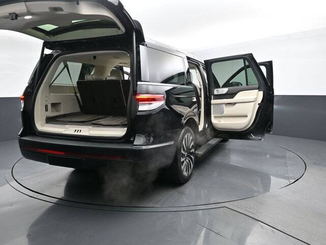 2023 Lincoln Navigator L Black Label