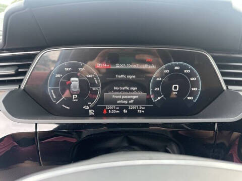 2019 Audi e-tron quattro Prestige