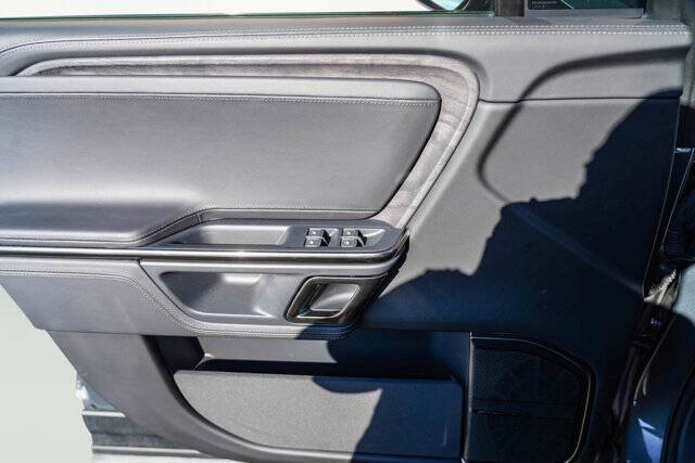 2022 Rivian R1S Launch Edition