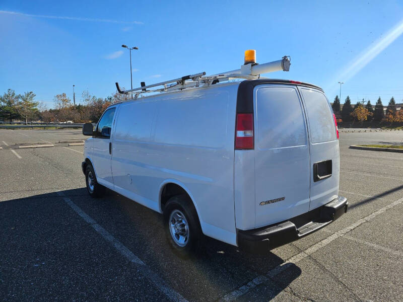 2020 Chevrolet Express 3500