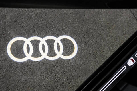 2020 Audi Q8 quattro Prestige 55 TFSI