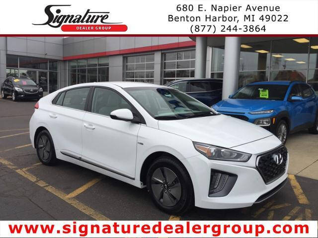 2020 Hyundai Ioniq Hybrid SE