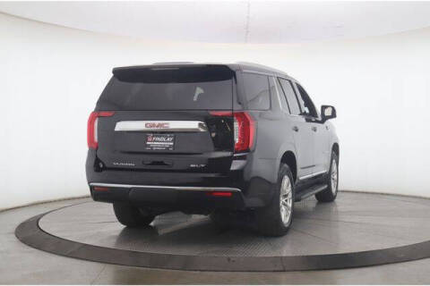2023 GMC Yukon SLT