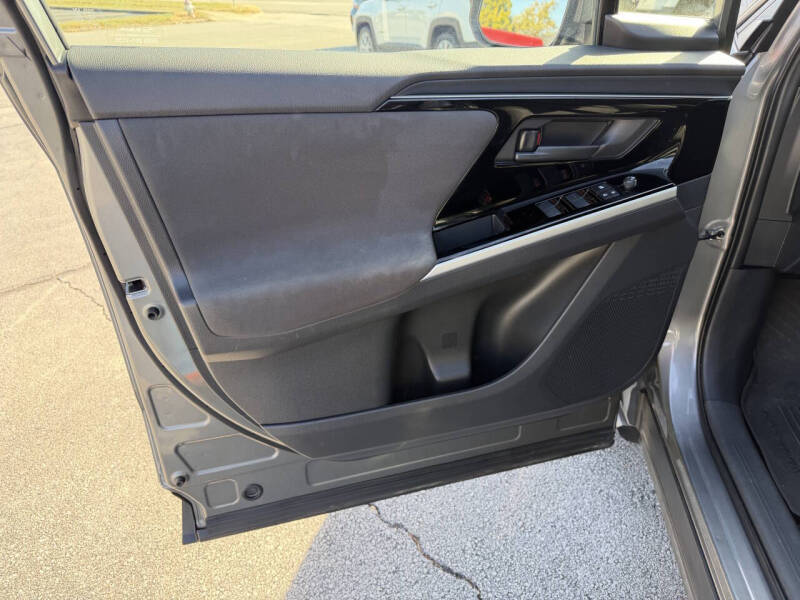 2024 Subaru Solterra Premium