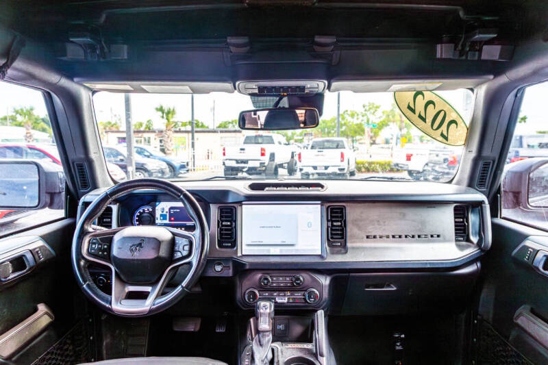 2022 Ford Bronco Outer Banks Advanced