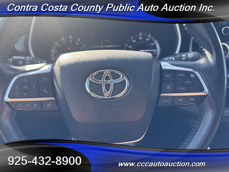 2021 Toyota Highlander XLE