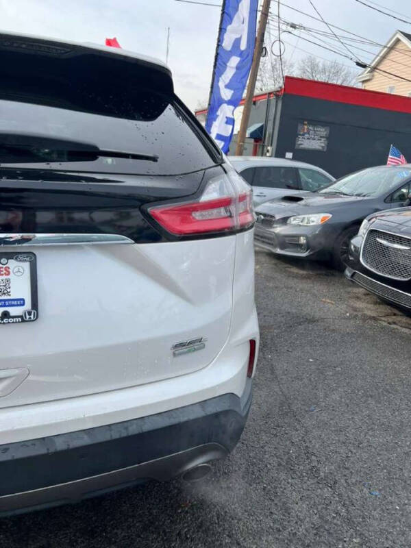 2019 Ford Edge SEL