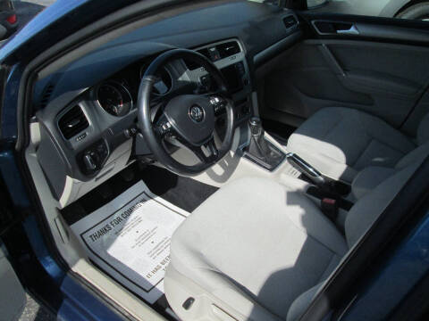 2016 Volkswagen Golf SportWagen TSI S