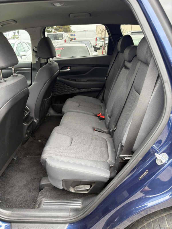 2020 Hyundai Santa Fe SE