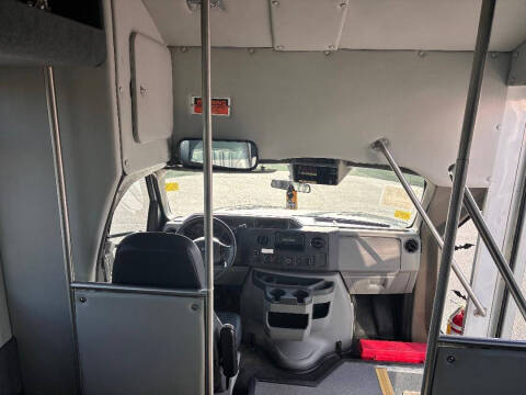 2012 Ford E-Series E-350 SD