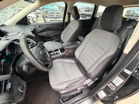 2019 Ford Escape S