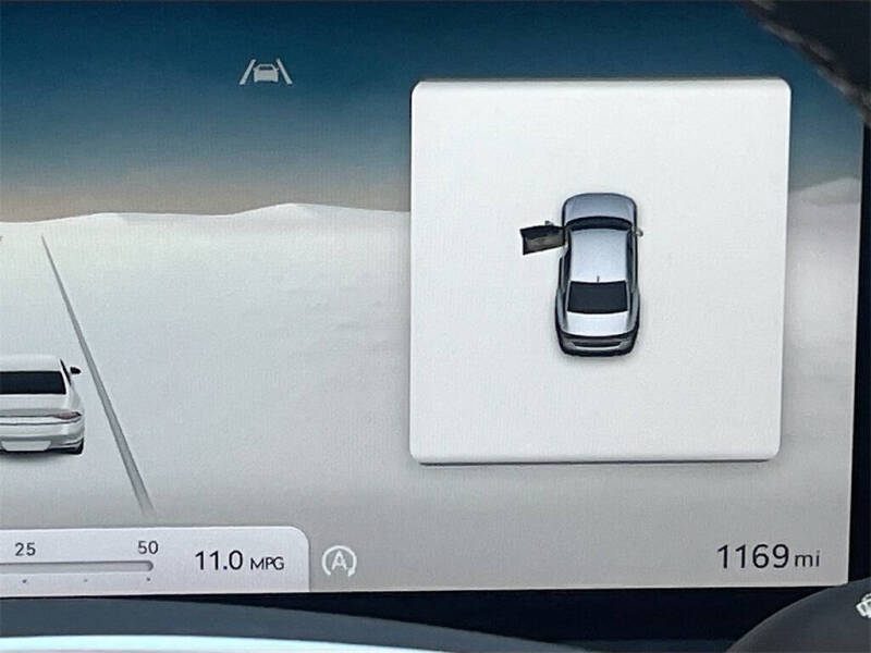 2024 Genesis G90 3.5T e-Supercharger